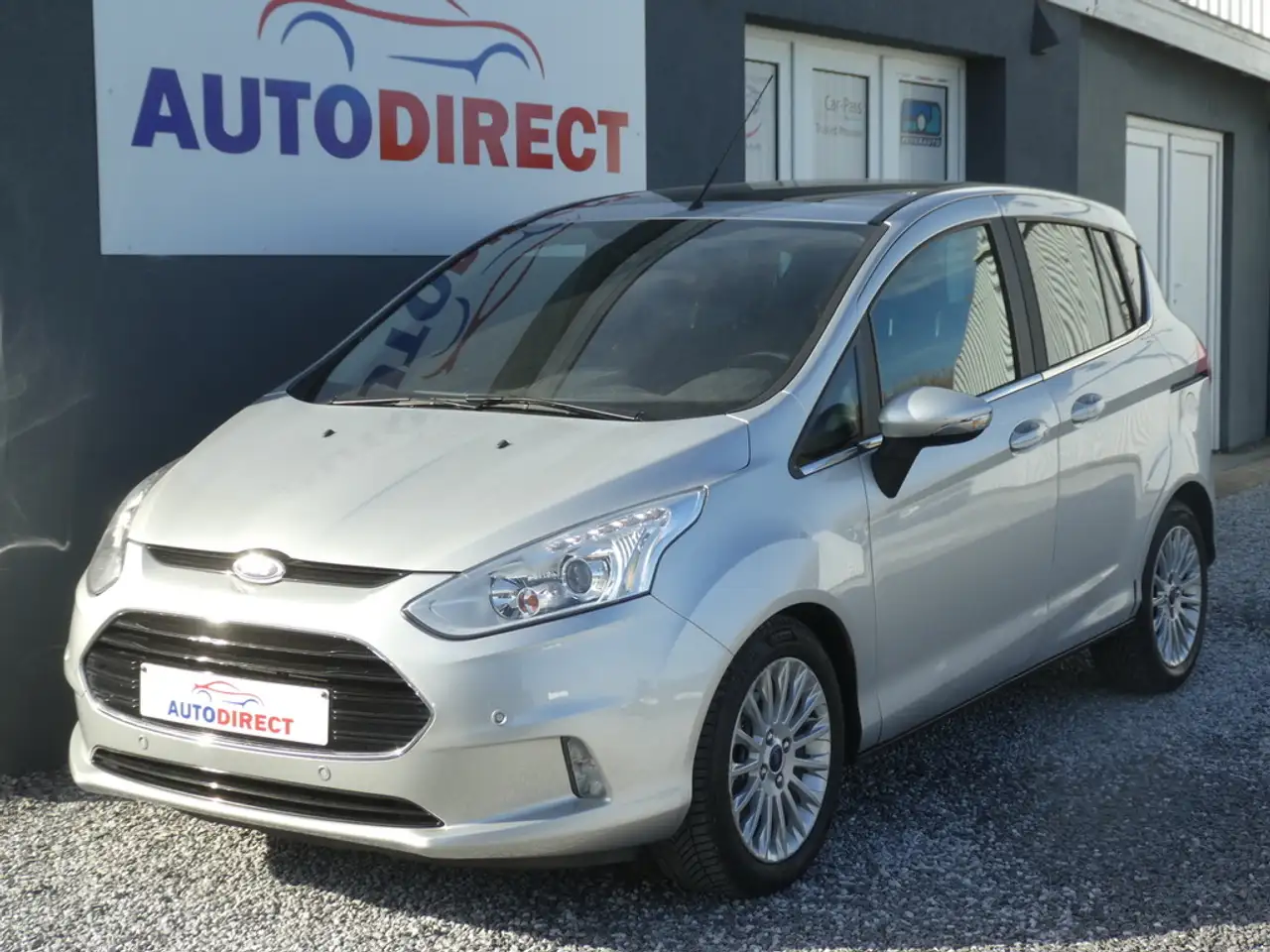 Ford B-Max 1.6i Ti-VCT Titanium AUTOMAAT Pano, Airco, PDC — photo 1 of 15