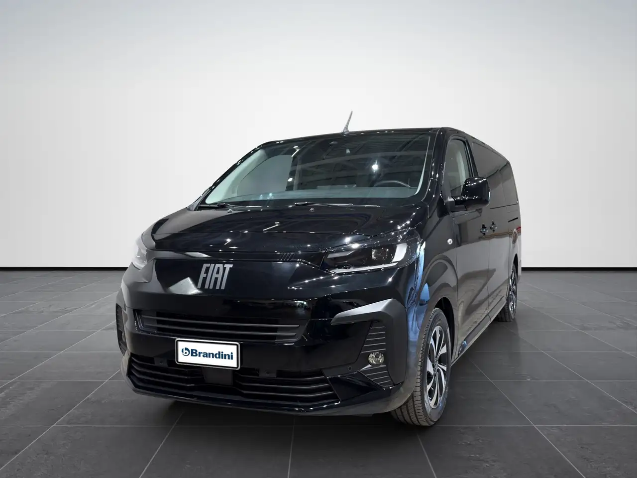 Fiat Ulysse 2.0 BlueHDi 180 CV AT8 L3 — photo 1 of 15