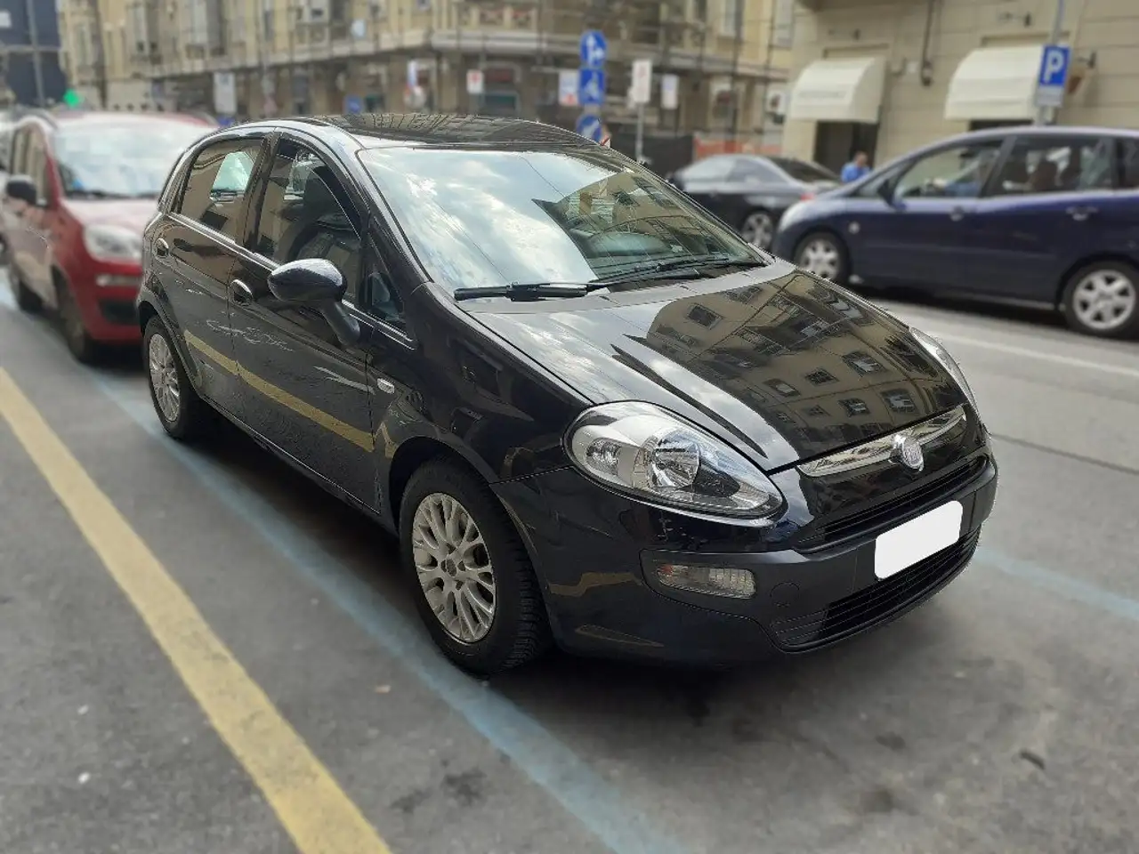 Fiat Punto Evo 1.2 — photo 1 of 9