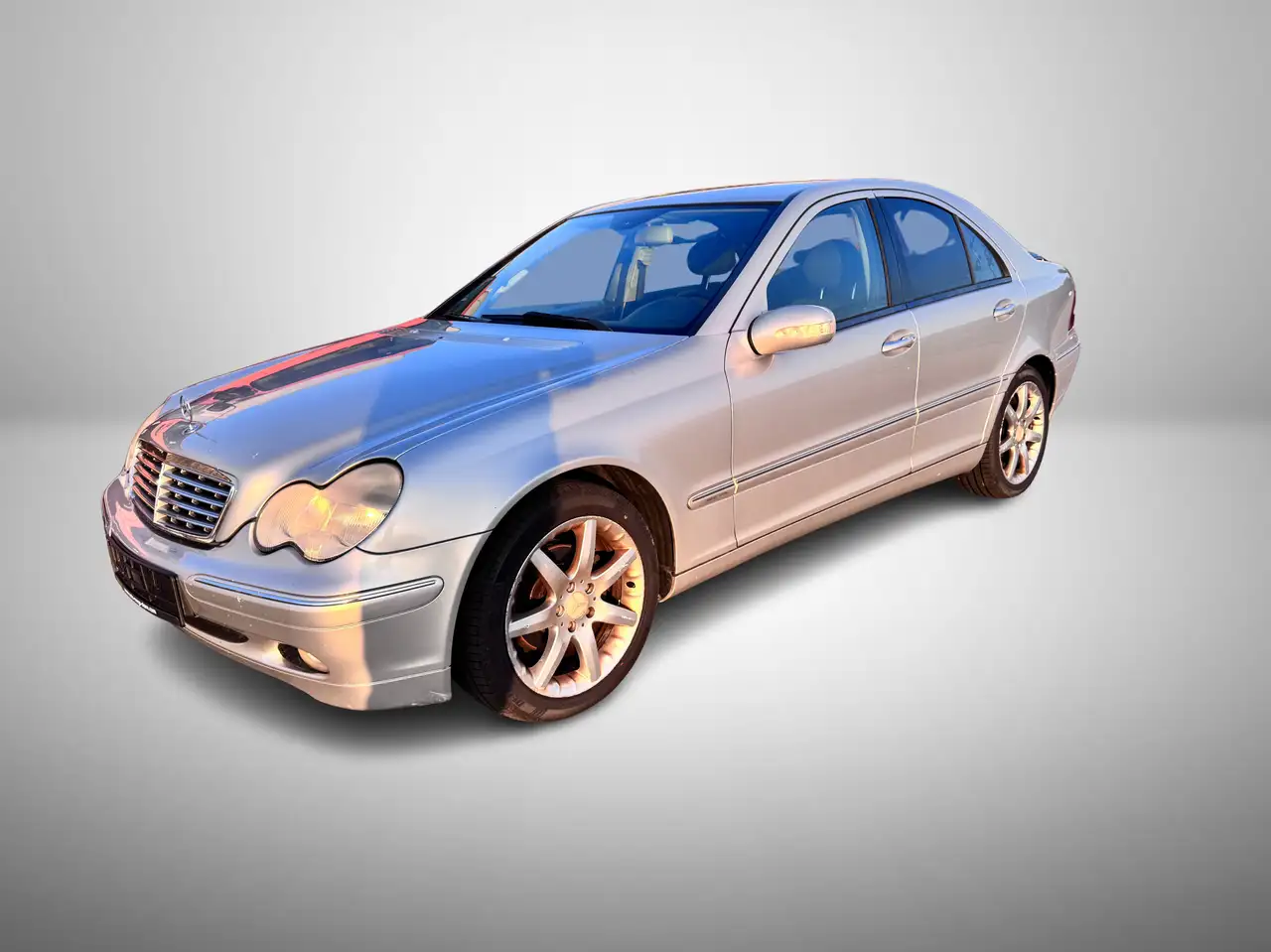 Mercedes-Benz C 220 C 220 CDI (LA)(203.008) — photo 1 of 12