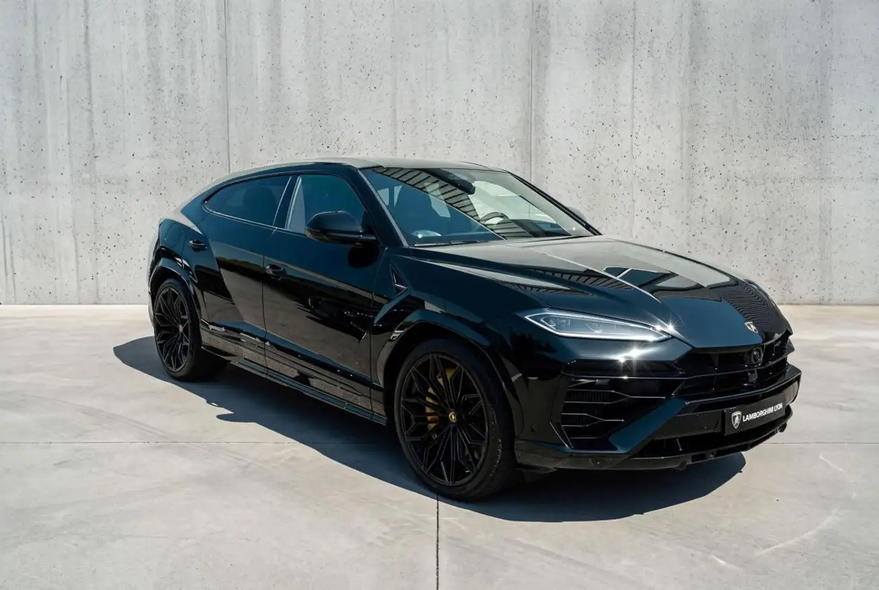 Lamborghini Urus 4.0 V8 800ch BVA8 SE — photo 1 of 12