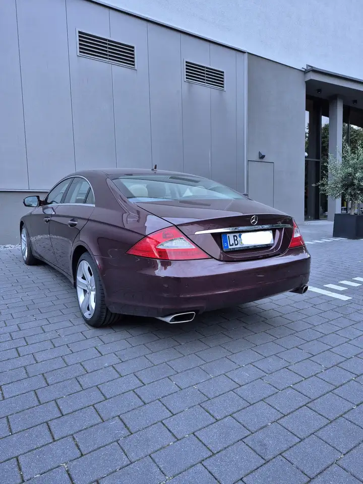 Mercedes-Benz CLS 280 7G-TRONIC — photo 1 of 15