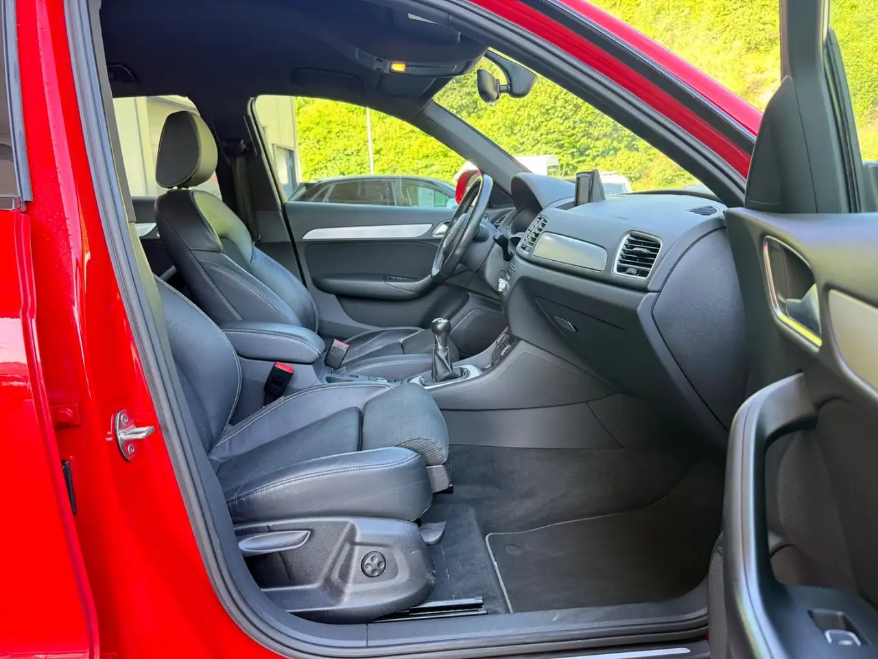 2016 Audi Q3 sport S-Line Black Style *LED *Navi **GRA, photograph 12