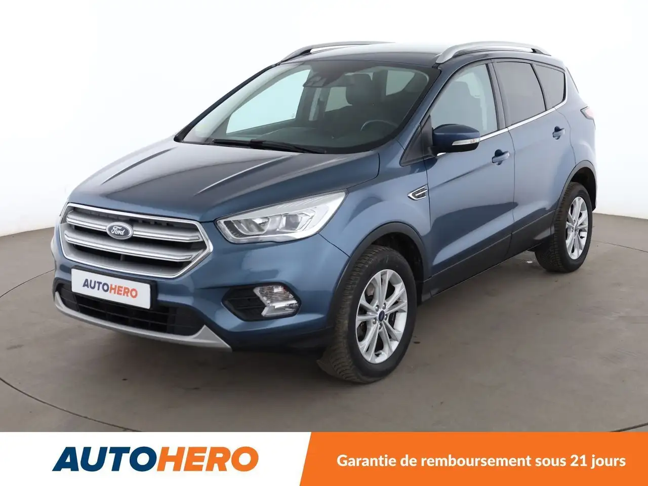 Ford Kuga 1.5 TDCi Titanium 4x2 — photo 1 of 33