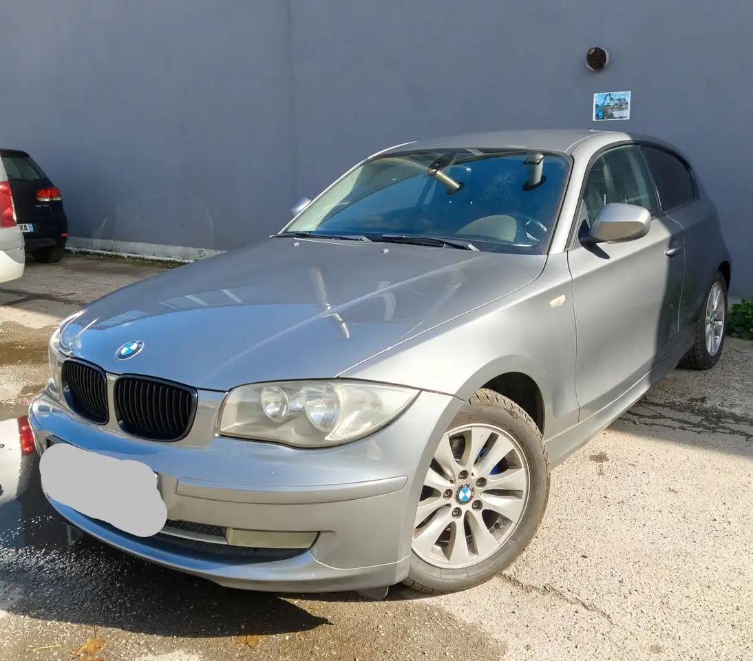 BMW 116 116d 115 ch Edition Avantage — photo 1 of 12