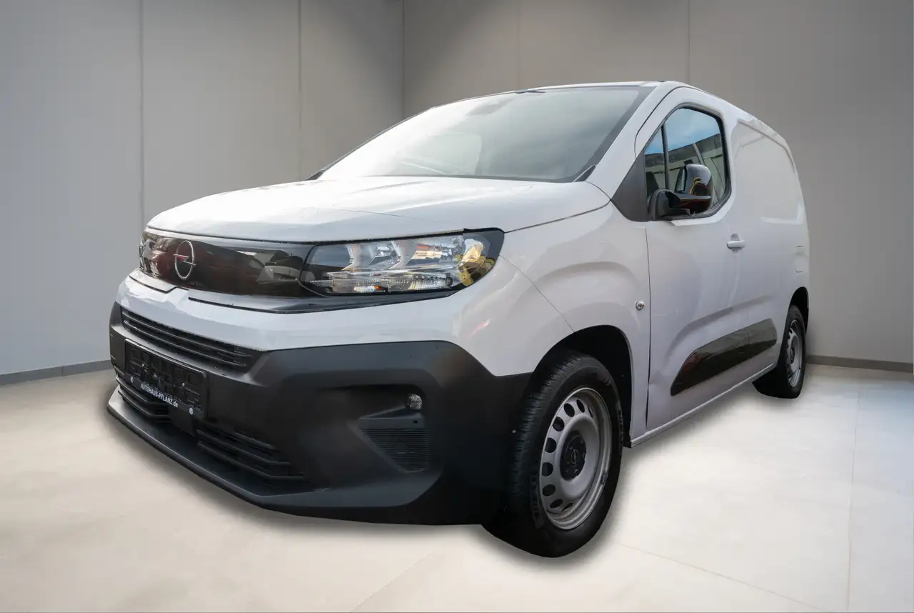 Opel Combo — photo 1 of 19
