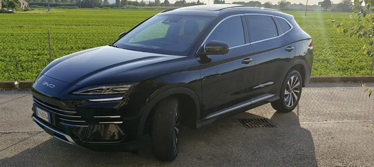 BYD Seal U DM-i 1.5 phev Design 324cv awd