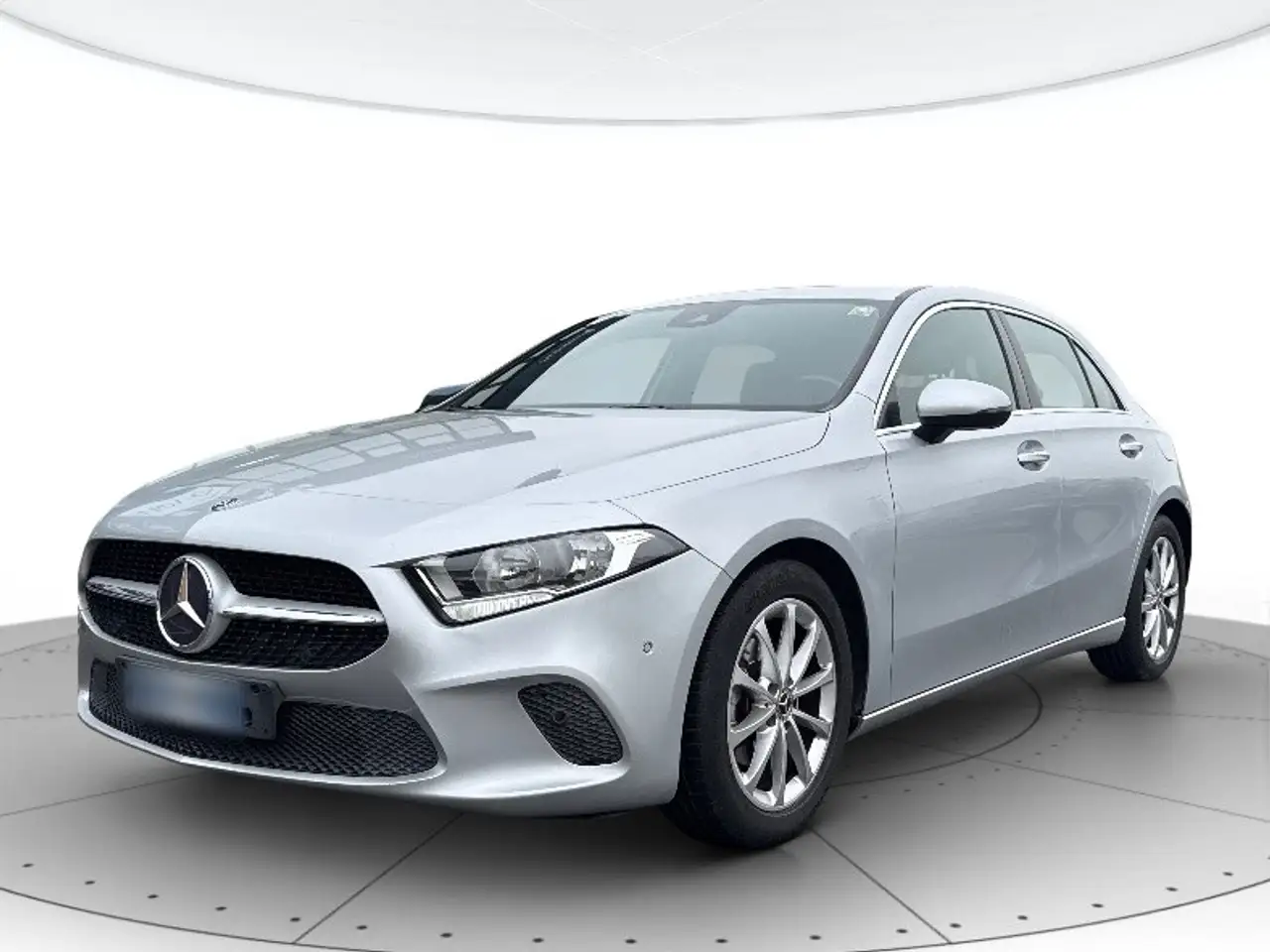 Mercedes-Benz A 180 Classe A 180 d Executive auto — photo 1 of 12