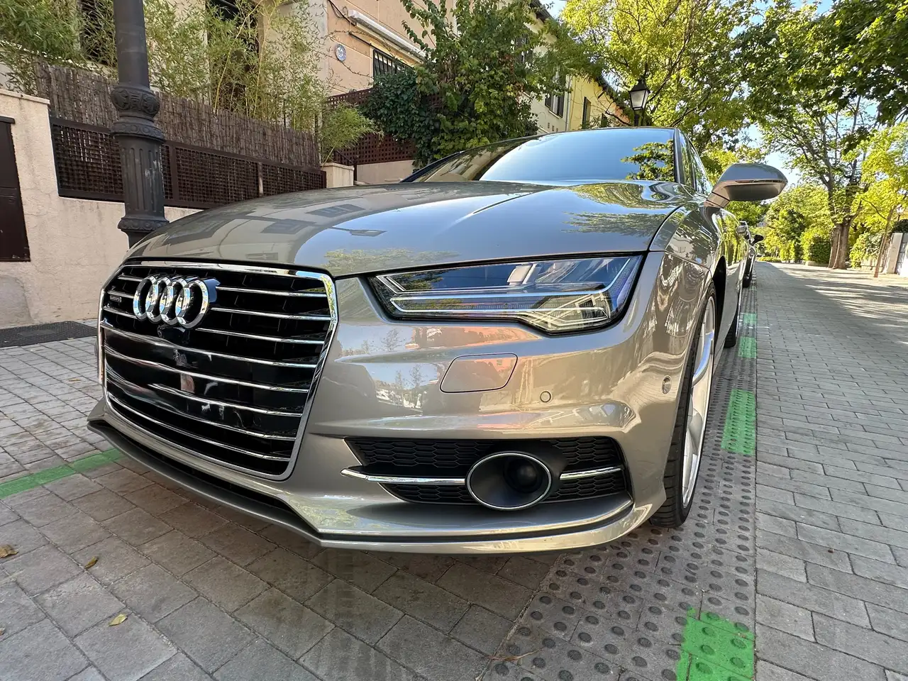 Audi A7 A7 Sportback 3.0 TFSI quattro S-Tronic — photo 1 of 40