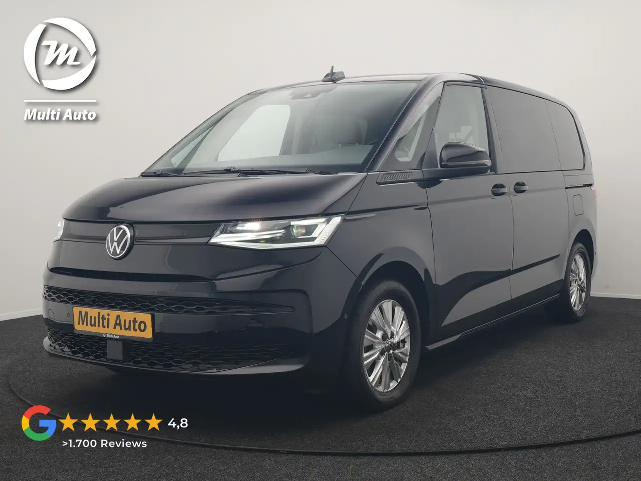 Volkswagen Multivan 1.4 eHybrid 7 Zits PHEV 218pk Dealer — photo 1 of 40