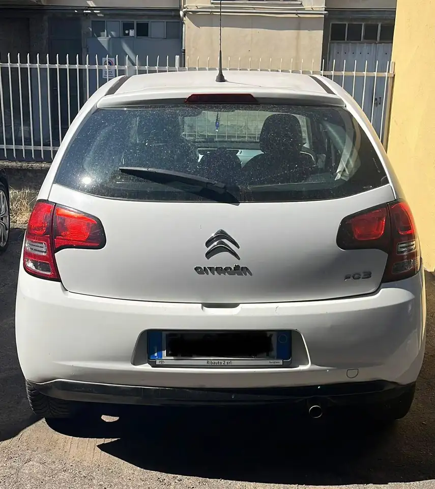Citroen C3 C3 II 2009 1.1 Style — photo 1 of 3