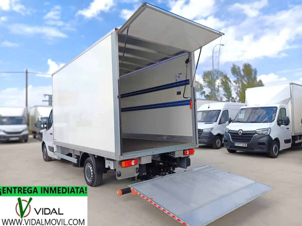 Renault Master Ch.Cb. Energy Blue dCi L3 3500 T RS 107kW — photo 1 of 28