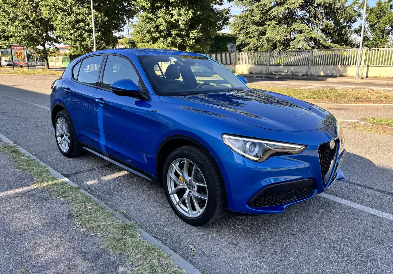 Alfa Romeo Stelvio Stelvio 2.2 190 ch Q4 AT8 Sprint GARANTIE PANNE — photo 1 of 20