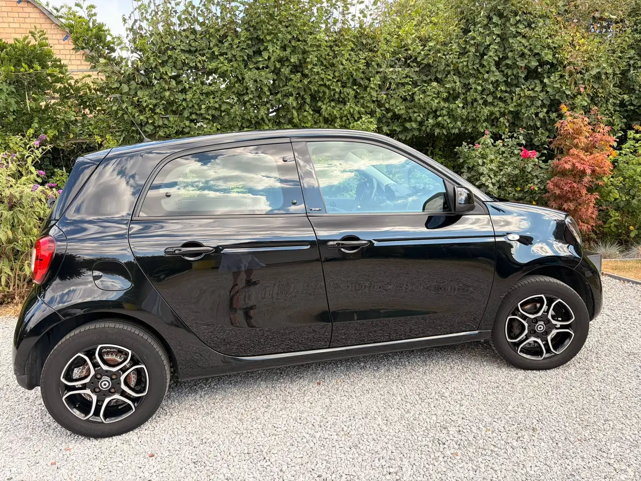 smart forFour Forfour 0.9 Turbo Prime — photo 1 of 9