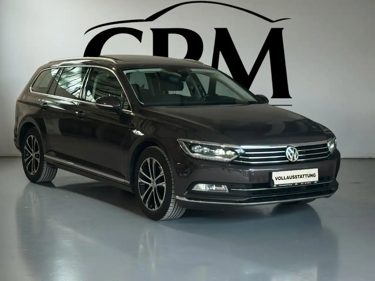 Volkswagen Passat Variant Passat Highline Vollleder Xenon *Pano* 2-Hand — photo 1 of 15
