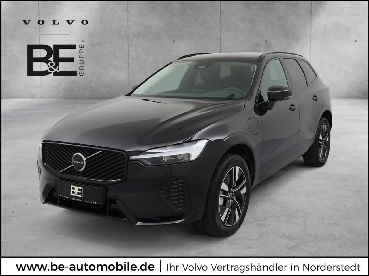 Volvo XC60 T8 Plus Dark Recharge Plug-In Hybrid AWD — photo 1 of 40