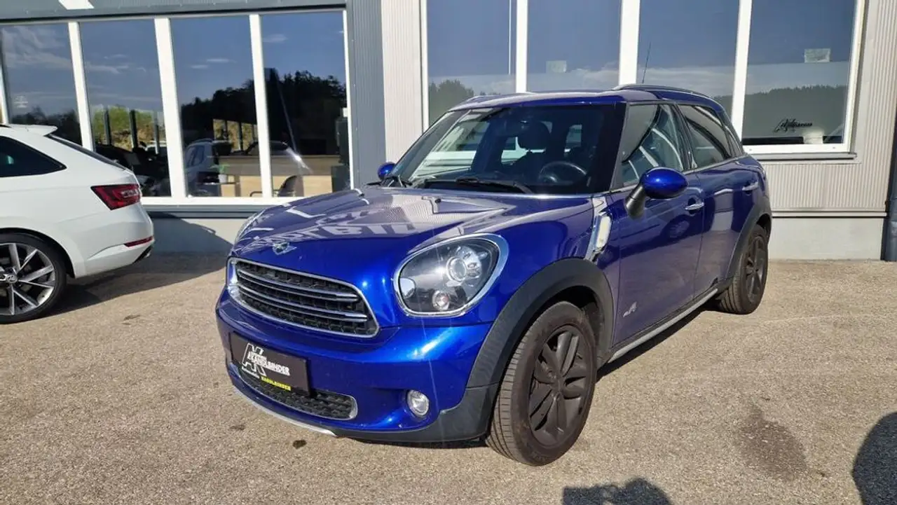 MINI Cooper D Countryman All4 — photo 1 of 13