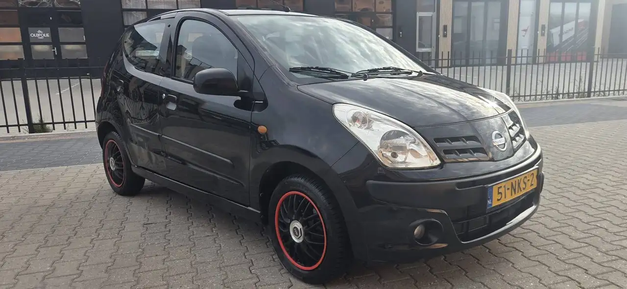 Nissan Pixo Pixo 1.0 Look — photo 1 of 17