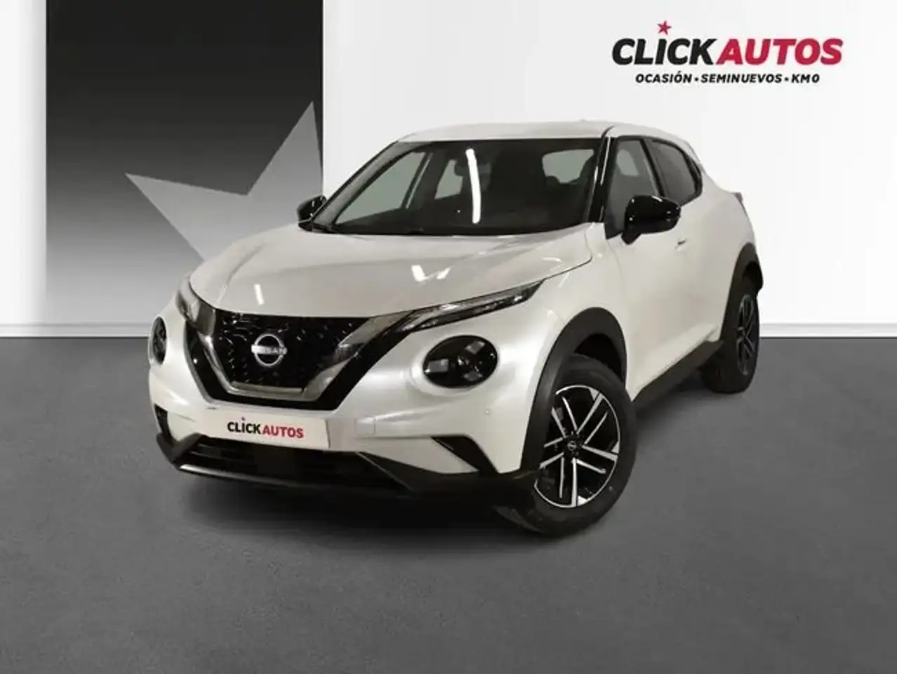 Nissan Juke 1.0 DIG-T N-Connecta 4x2 84kW — photo 1 of 24