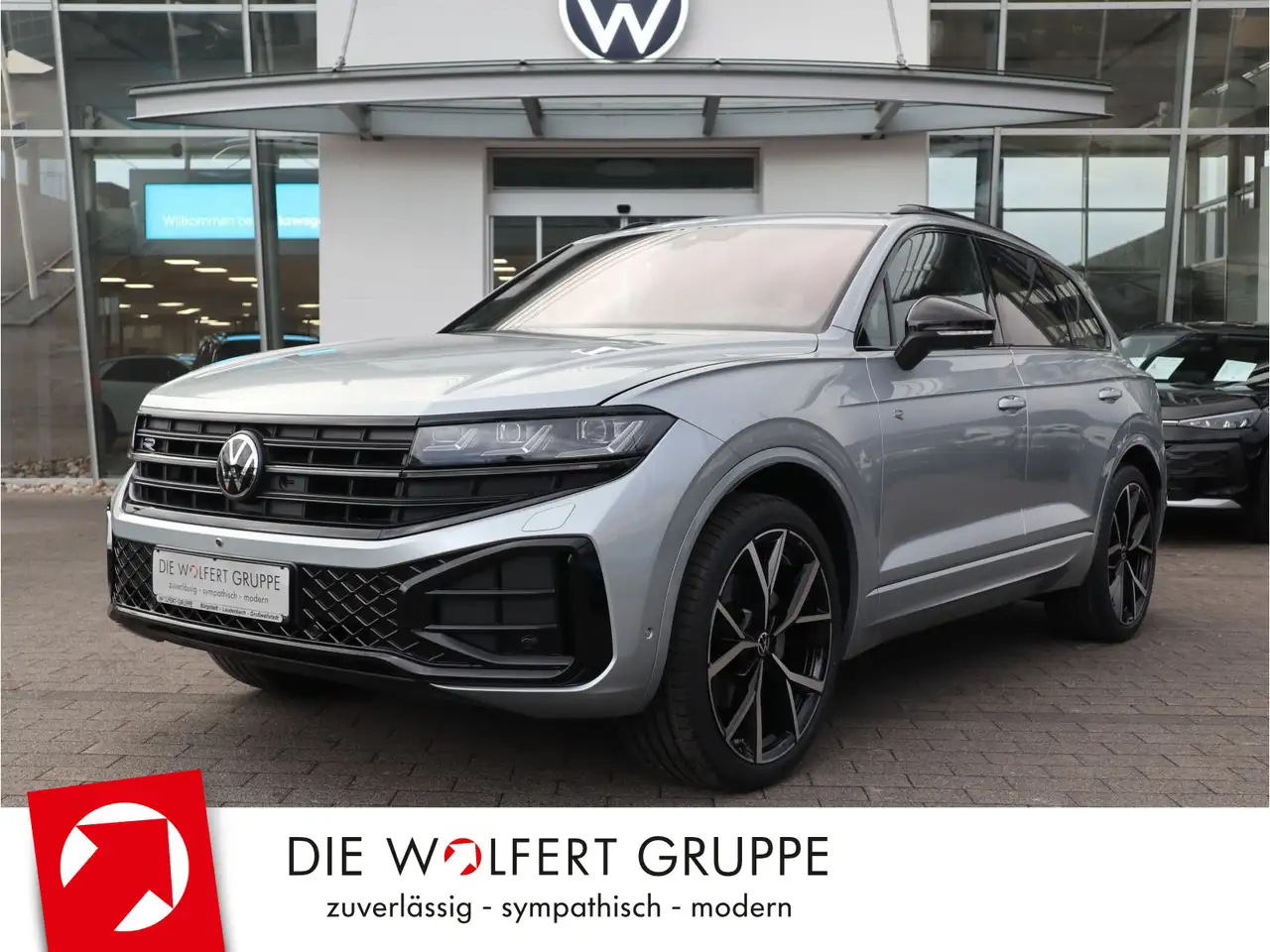Volkswagen Touareg R-Line 3,0 V6 TDI SCR (286 PS) 4MOTION *VOLLAUSSTA — photo 1 of 20
