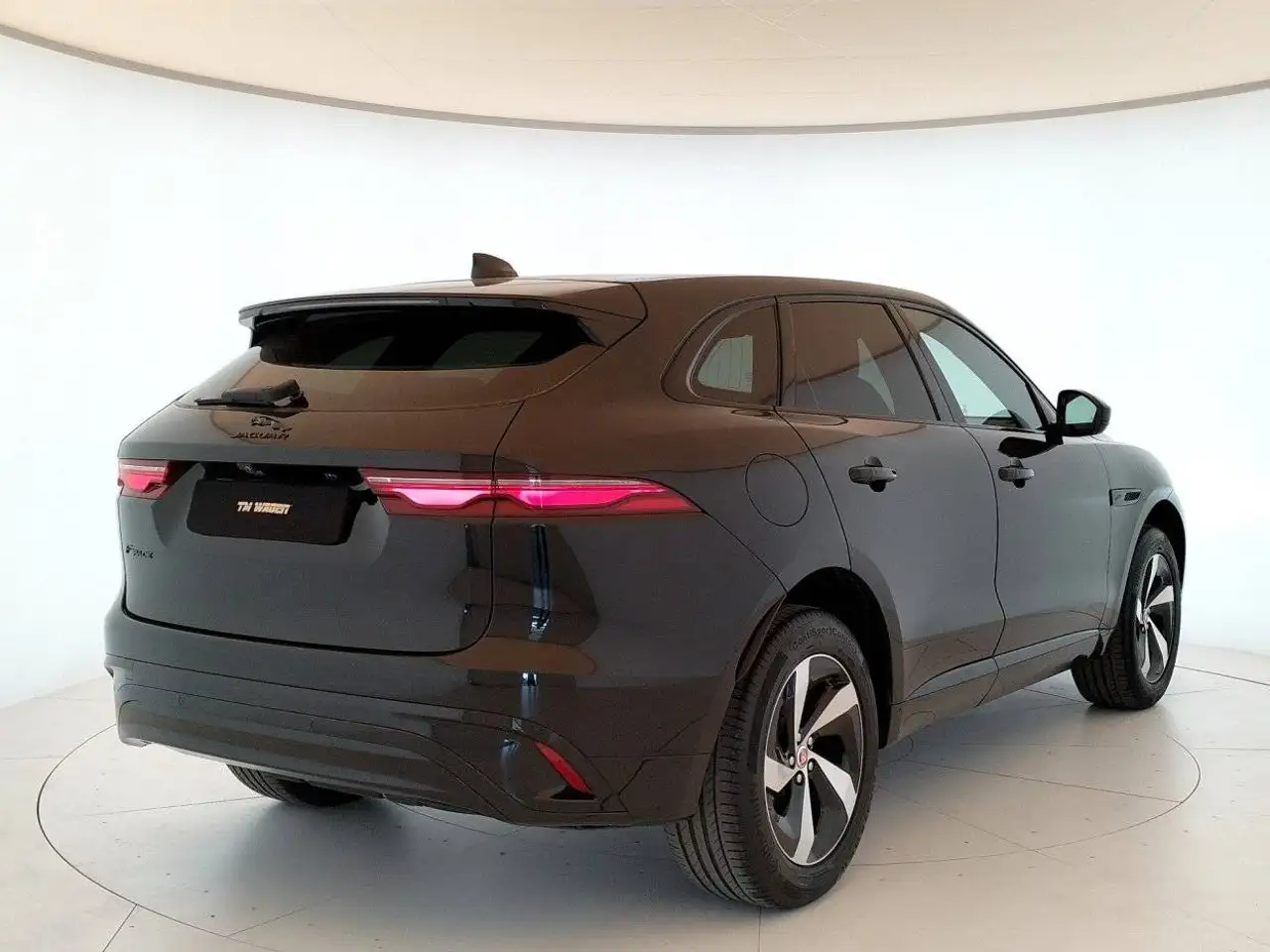 2022 Jaguar F-Pace 2.0d i4 mhev R-Dynamic S awd 204cv auto - IVA ESCLUSA, photograph 5