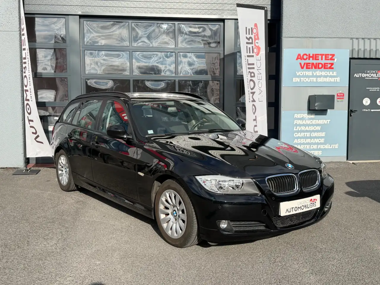 BMW 320 Touring 320i 170 ch Edition Confort — photo 1 of 30
