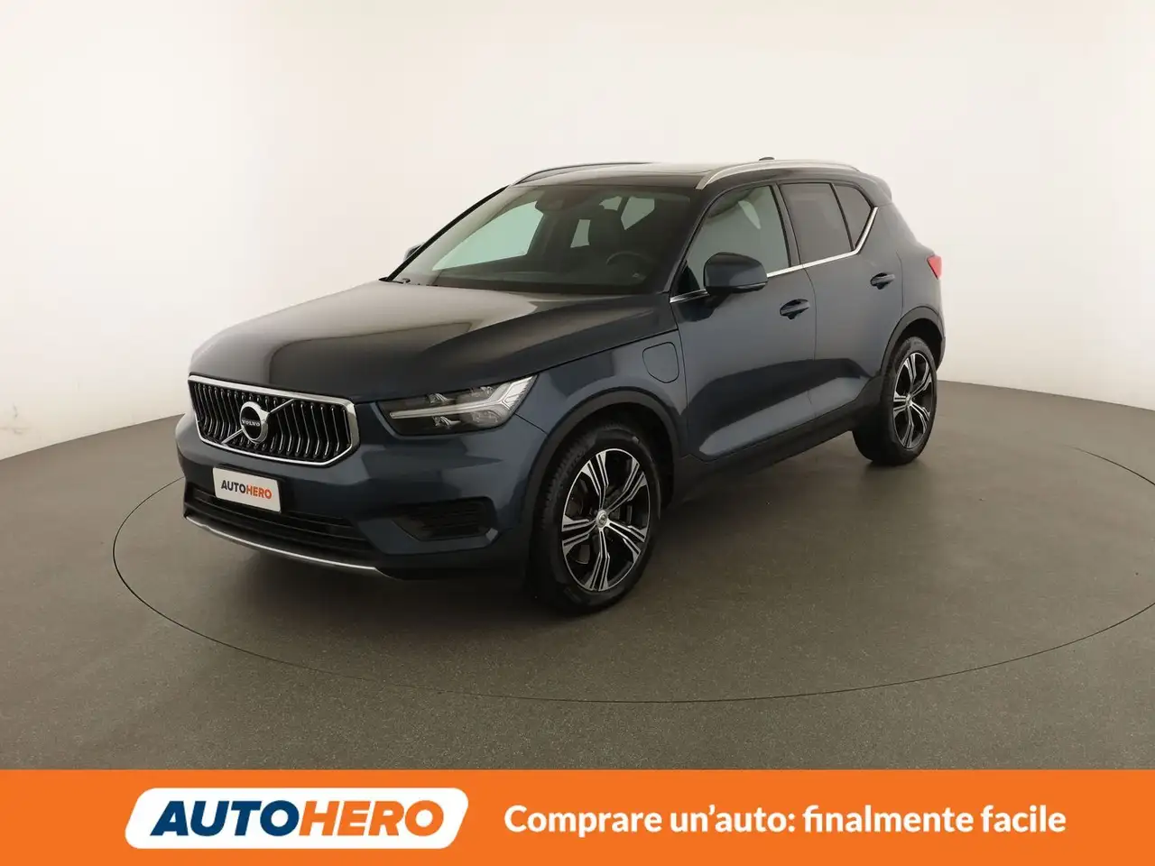 Volvo XC40 1.5 T5 Plug-in Hybrid Inscription 2WD — photo 1 of 30