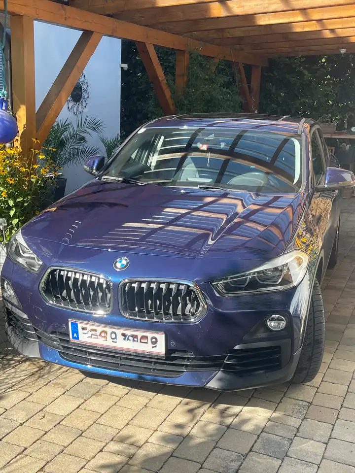 BMW X2 X2 sDrive18i Aut.Advantage — photo 1 of 9