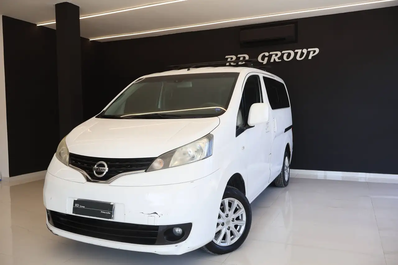 Nissan Evalia 1.5 dci N-Tec 110cv E6 — photo 1 of 15