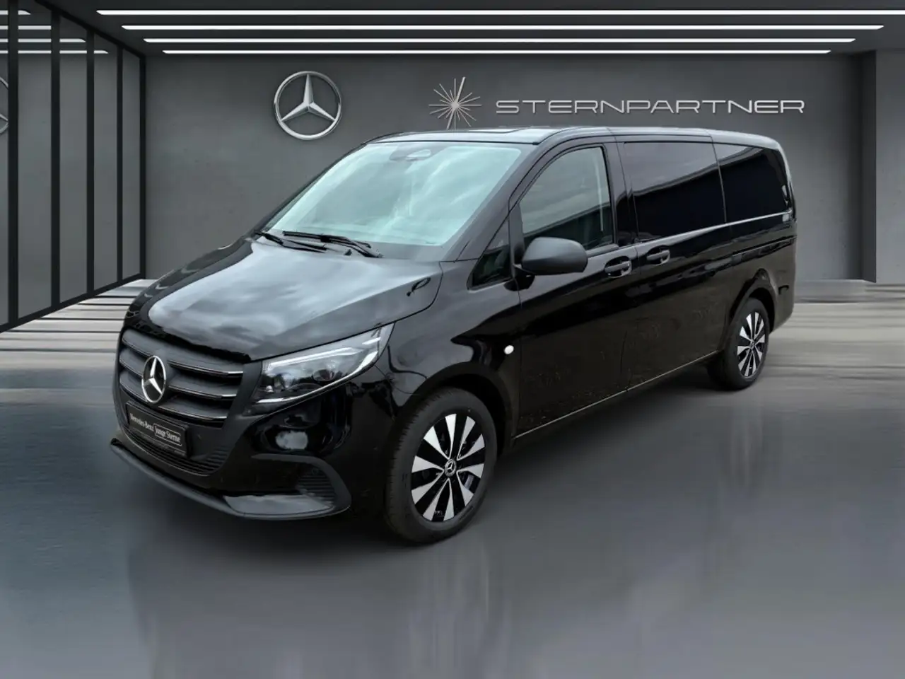 Mercedes-Benz Vito 116 CDI Tourer Pro lang MBUX+DAB+Mbeam+NAVI — photo 1 of 15