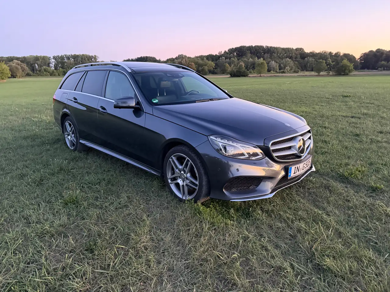 Mercedes-Benz E 350 E-Klasse T-Modell Diesel T BlueTEC 4Matic 7G-TRONIC Avantgarde — photo 1 of 30