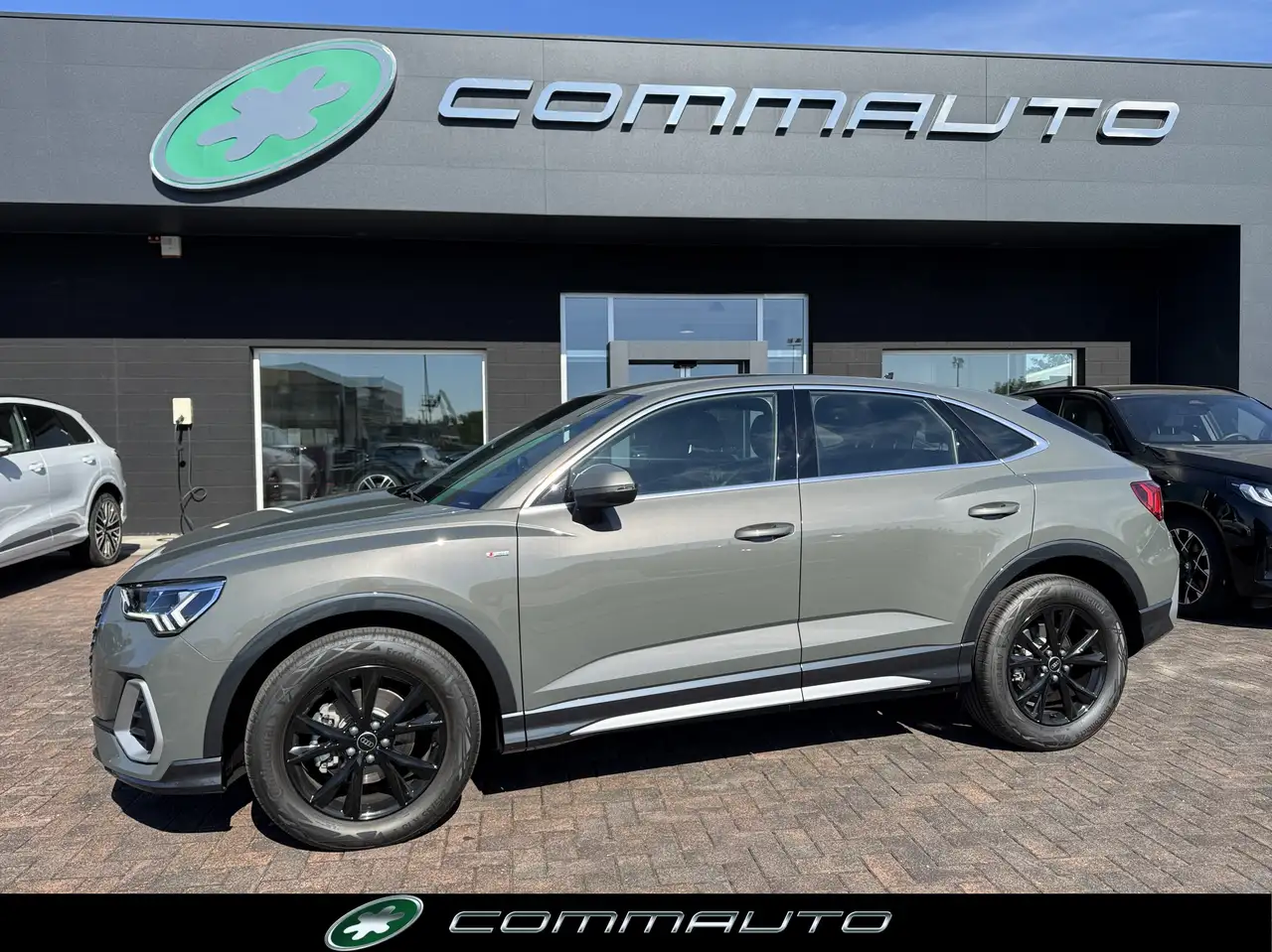 Audi Q3 35 2.0 tdi S line edition s-tronic — photo 1 of 15