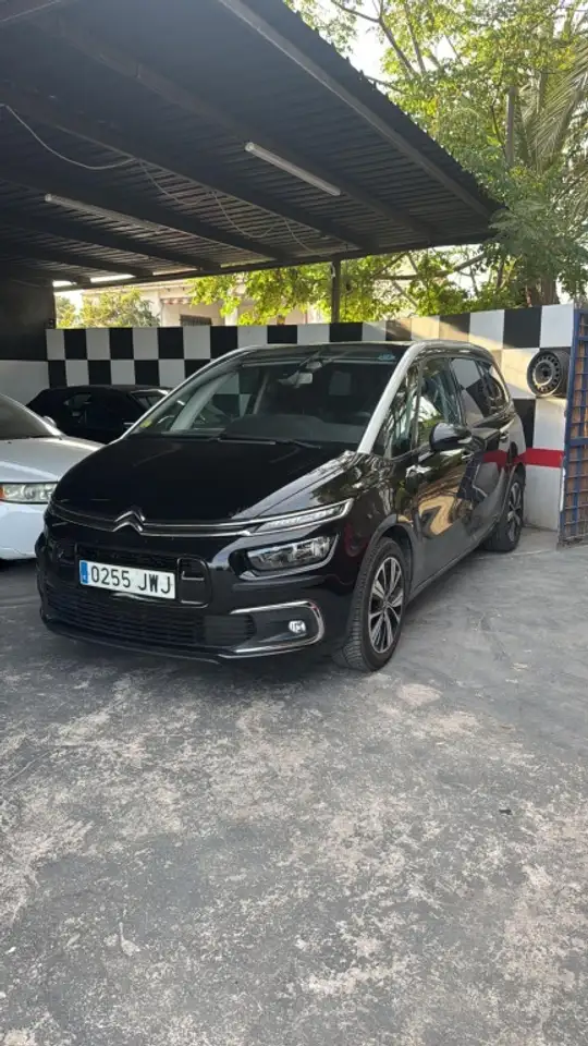 Citroen C4 Grand Picasso 2.0BlueHDi S&S Exclusive — photo 1 of 2