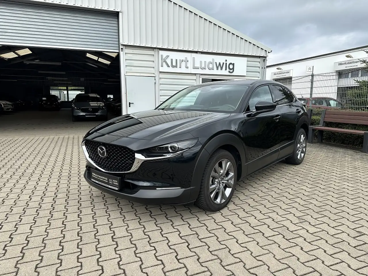 Mazda CX-30 e-SKYACTIV G 150ps 6AT Exclusive-line DASO DESI — photo 1 of 15