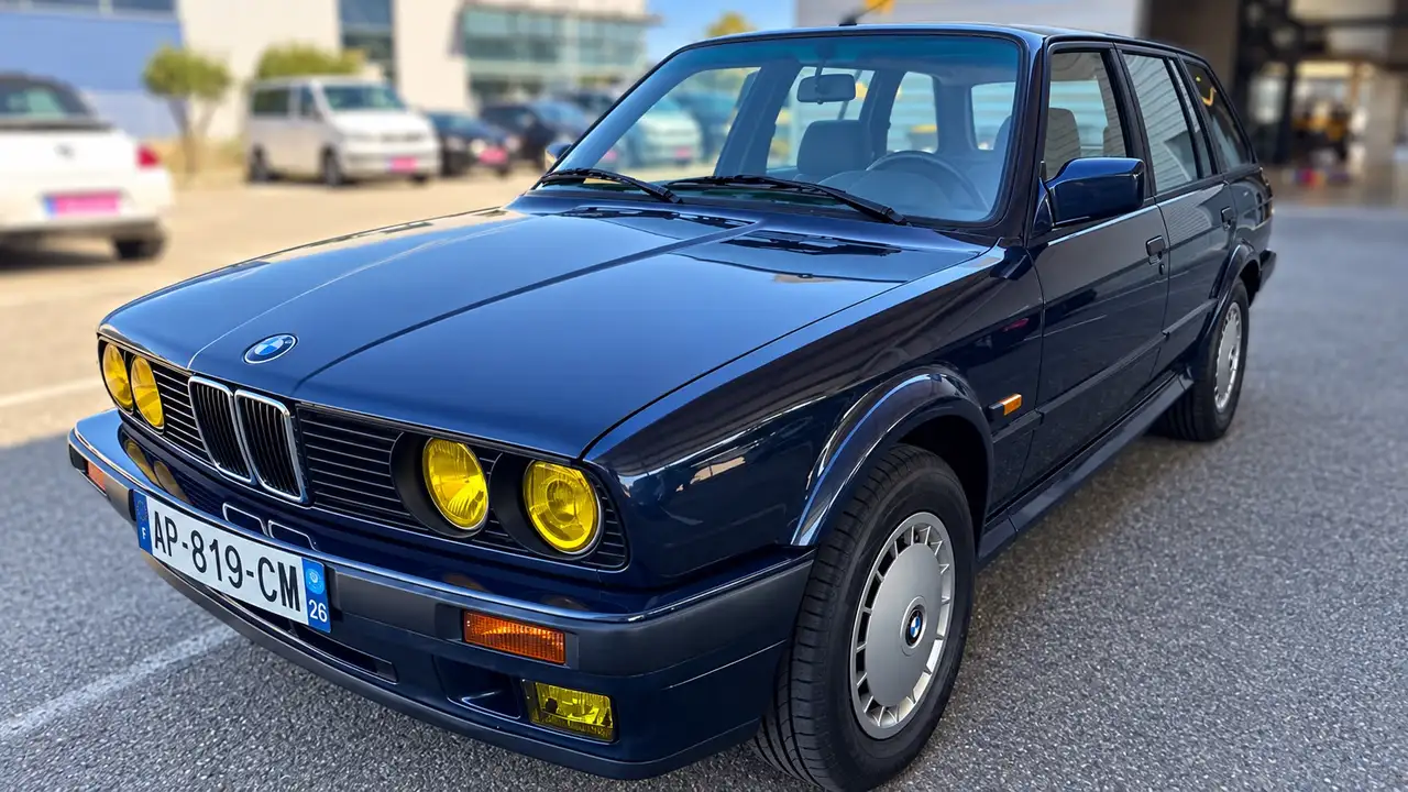 BMW 325 iX Touring E30 — photo 1 of 10