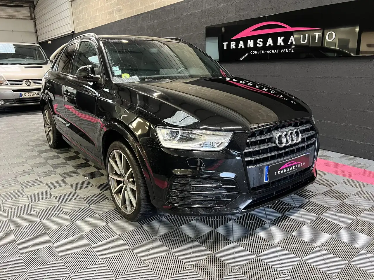 Audi Q3 2.0 TDI 150 CV Ultra - Camera de recul Toit ouvrant panoramique Suivi — photo 1 of 40