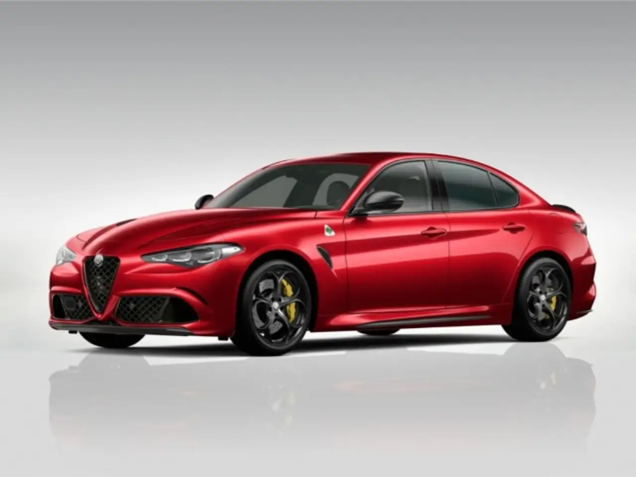 Alfa Romeo Giulia Quadrifoglio ORO ''LIMITED EDITION'' 521PS Navi — photo 1 of 8