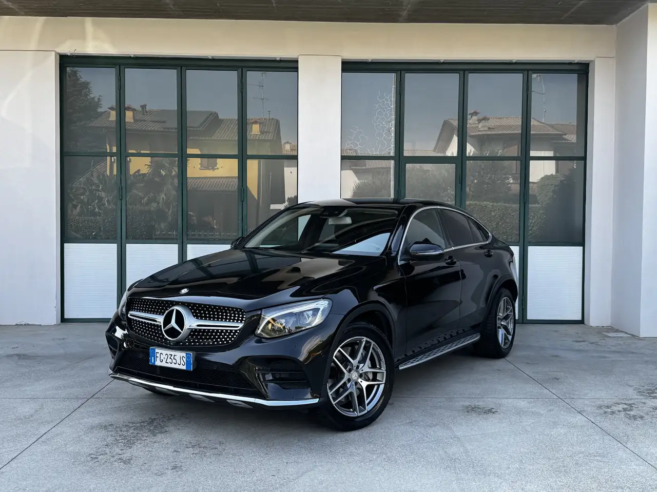 Mercedes-Benz GLC 250 PREMIUM 4MATIC COUPÉ+SENSORI 360+GARANZIA — photo 1 of 15