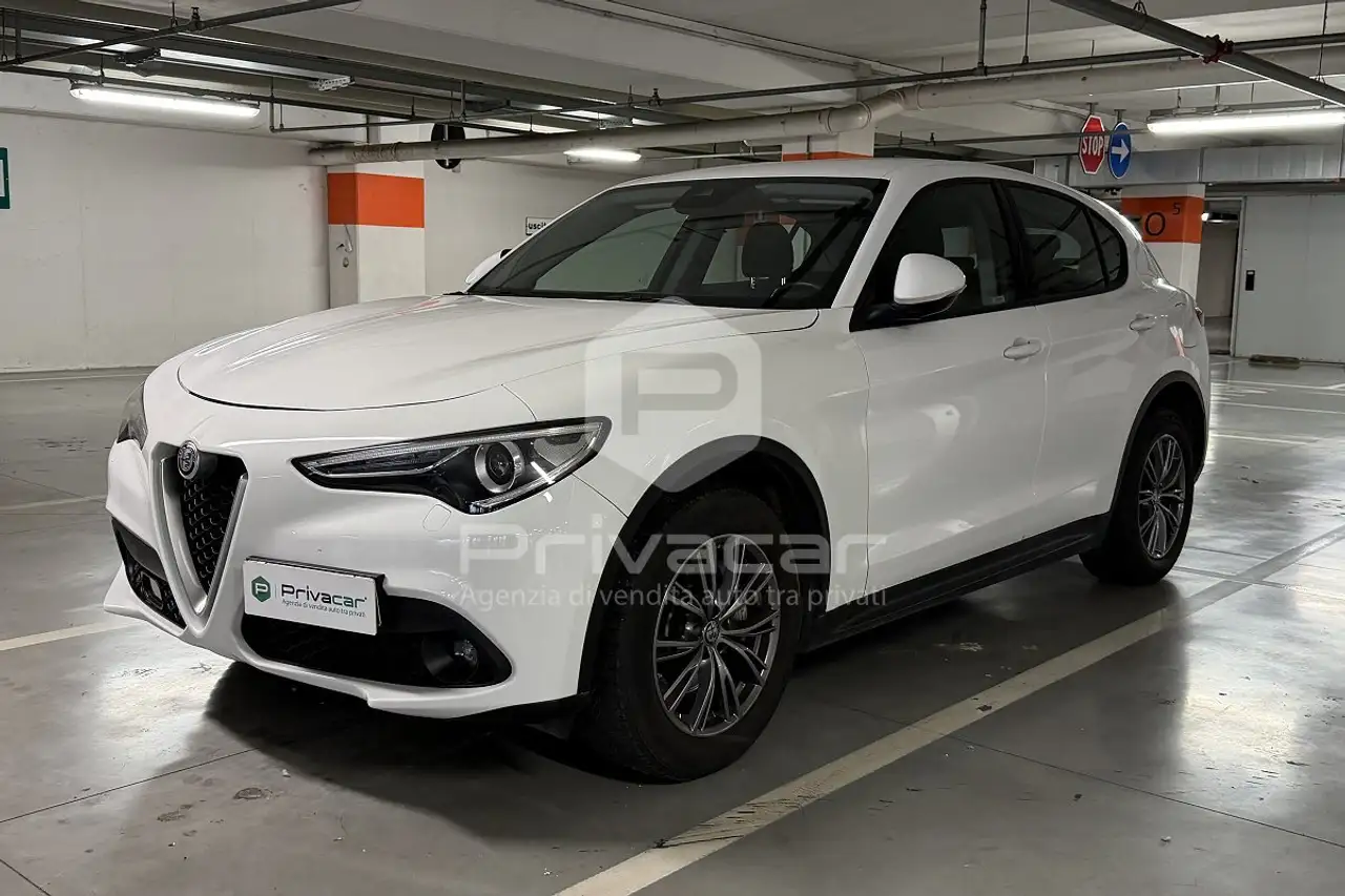Alfa Romeo Stelvio Stelvio 2.2 Turbodiesel 210 CV AT8 Q4 Super — photo 1 of 15