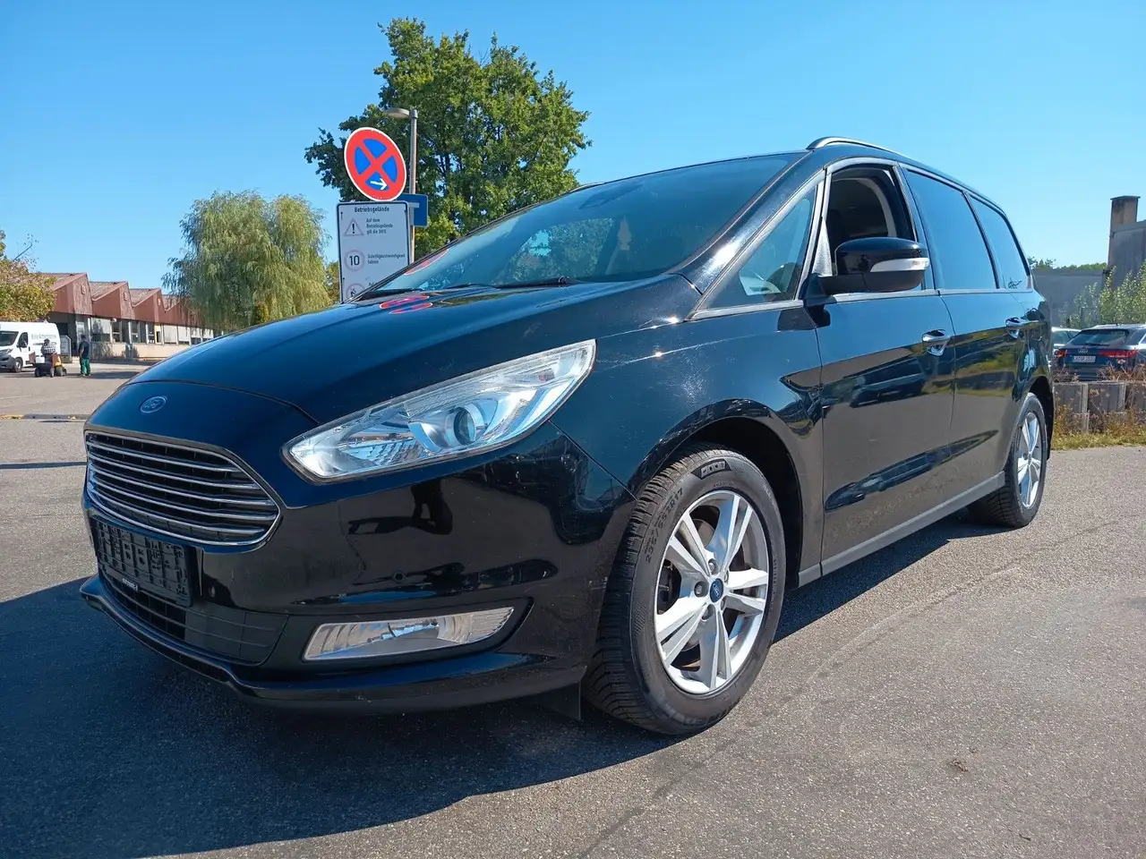 Ford Galaxy Business / 7-Sitzer — photo 1 of 17