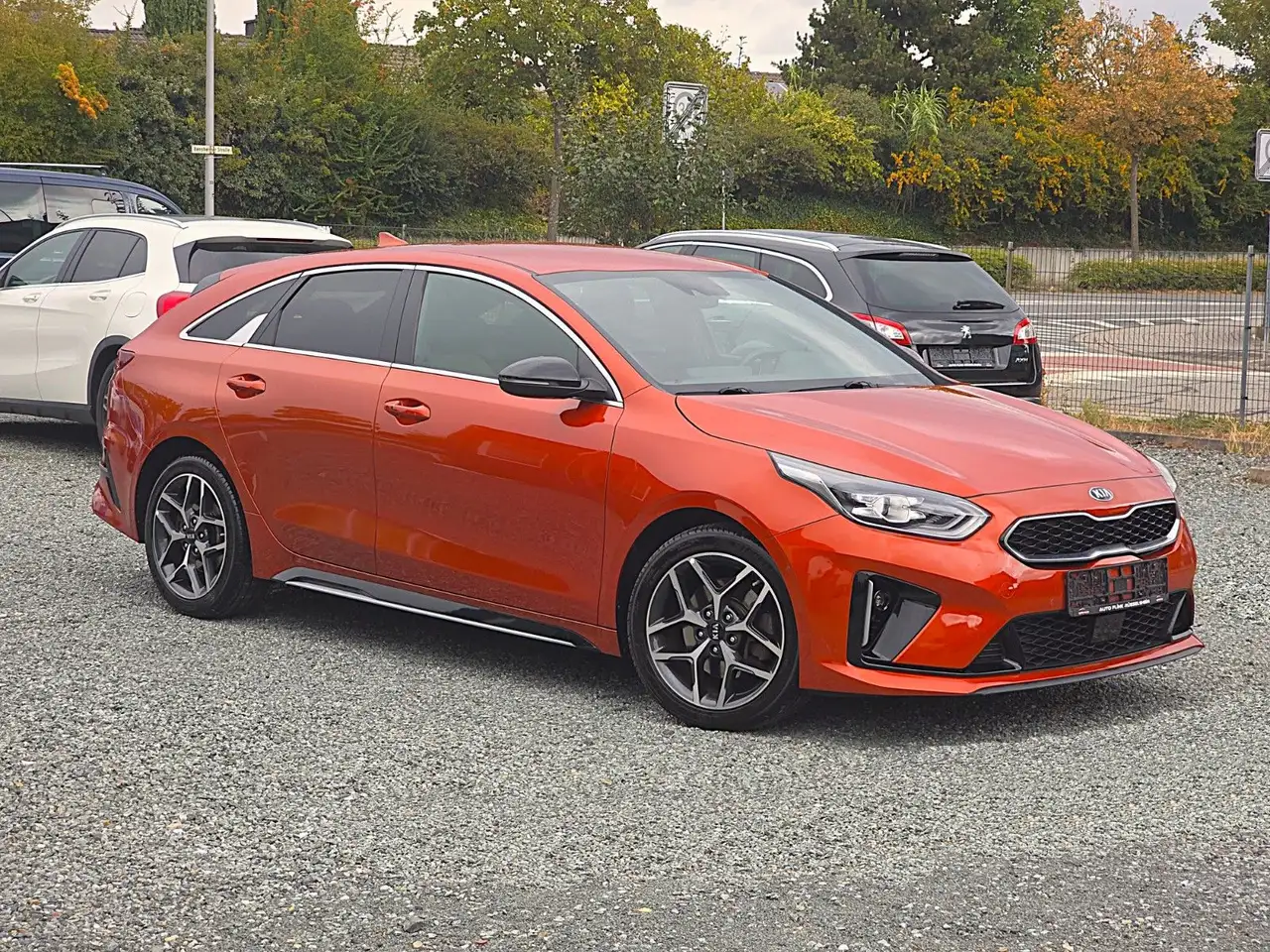 Kia ProCeed / pro_cee'd ProCeed GT-Line LED/KAMERA/APPLE/ANDROID/JBL/ACC — photo 1 of 40