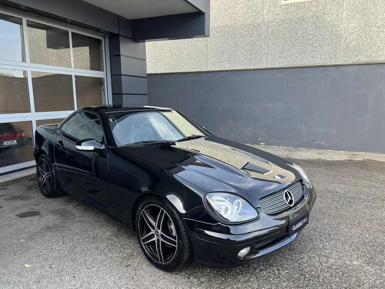 Mercedes-Benz SLK 200 ** AUTOMATICA - OTTIMO STATO ** — photo 1 of 9