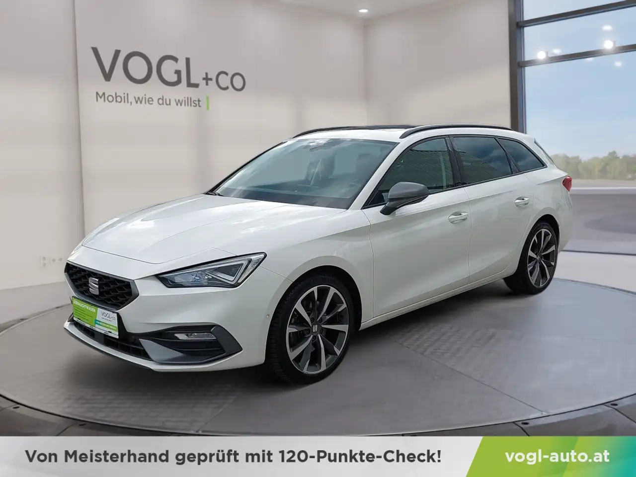 SEAT Leon Sportstourer 2.0 TDI FR DSG — photo 1 of 19