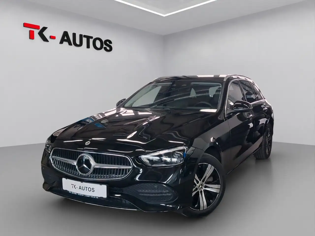 Mercedes-Benz C 300 d T Avantgarde,Navi,LED,HUD,Ambi,Std-Hz,AHK — photo 1 of 30