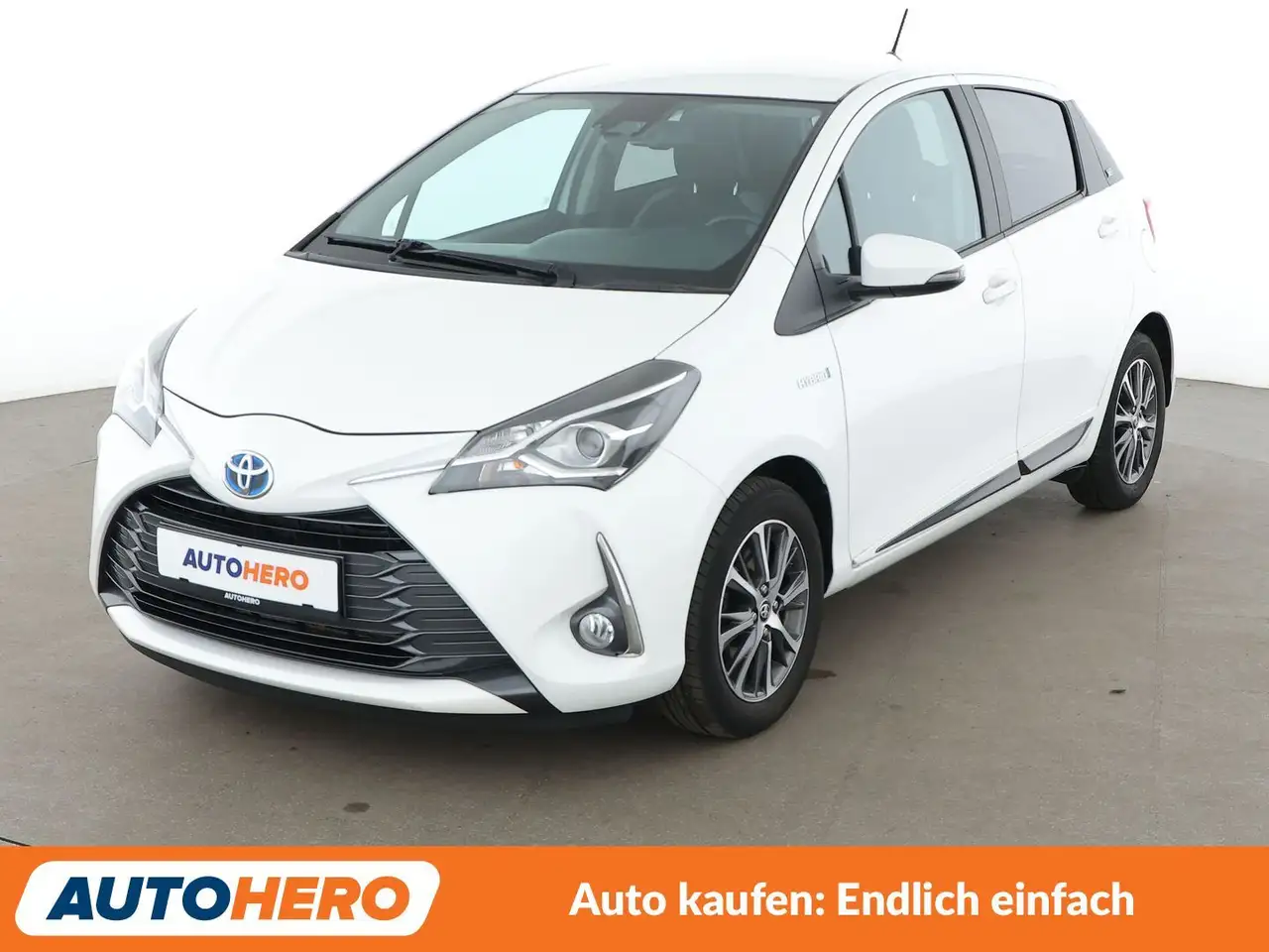 Toyota Yaris 1.5 Hybrid Y20 Team D Aut*TEMPO*SHZ*KLIMA*GARANTIE — photo 1 of 29