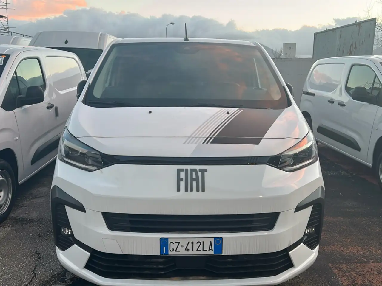 Fiat Scudo ICE Serie 3 Stock My25 Van L2h1 2.0 Bluehdi 180cv At8 Serie Speciale "S — photo 1 of 7