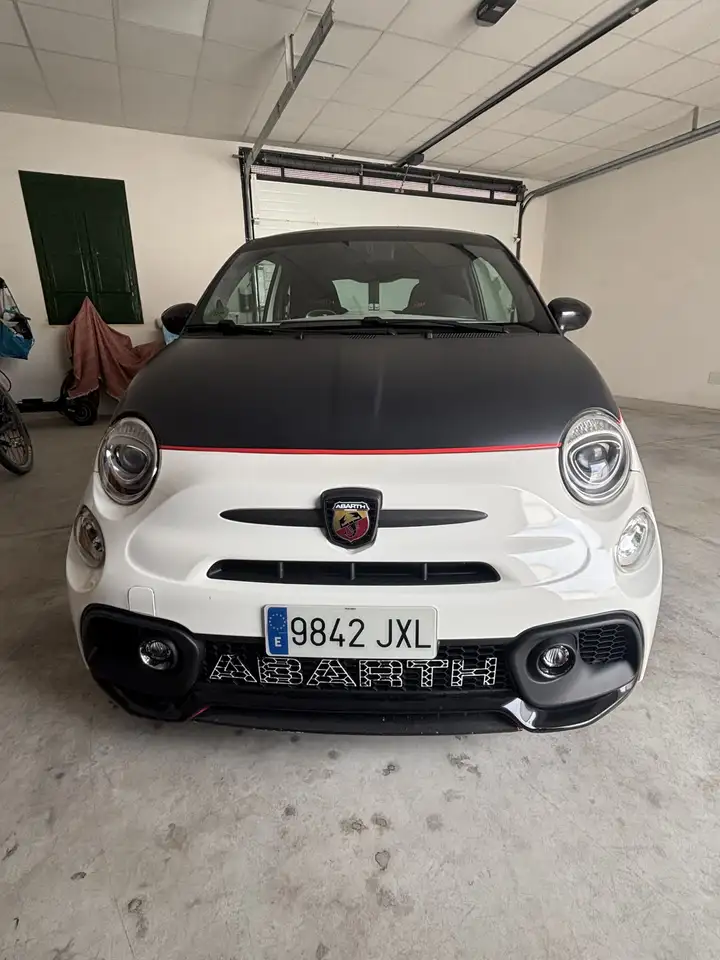 Abarth 595 Turismo 1.4T JET 121KW — photo 1 of 11