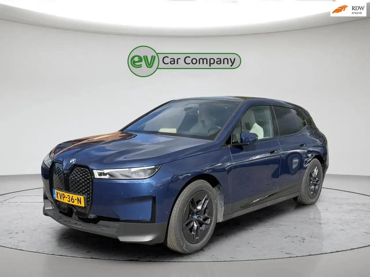 BMW iX XDrive50 Executive 112 kWh | SOH 96% | Panoramadak — photo 1 of 24