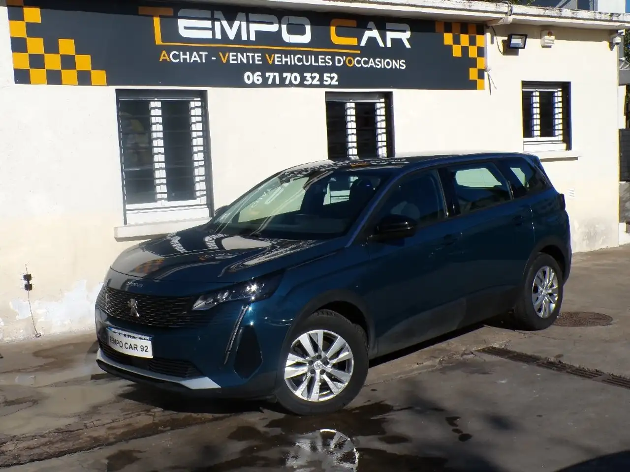 Peugeot 5008 BlueHDi 130ch SetS EAT8 Active Pack — photo 1 of 23