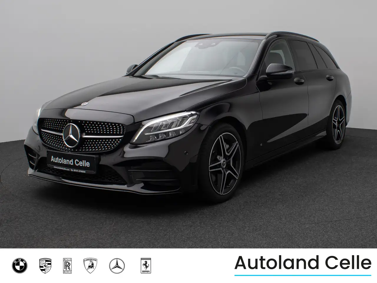 Mercedes-Benz C 300 AMG Line 4Matic Kamera Burmester DAB — photo 1 of 39
